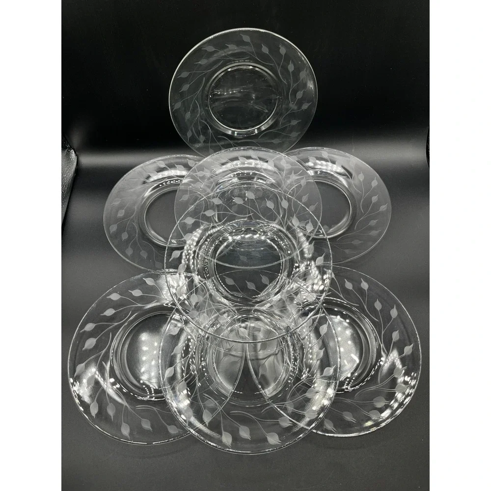 Vtg Etched Glass Salad Dessert Luncheon Plates Set of 8 Leaf Vine Clear 8